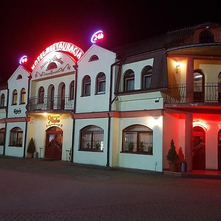 Zajazd Miechus Miechów Dış mekan fotoğraf